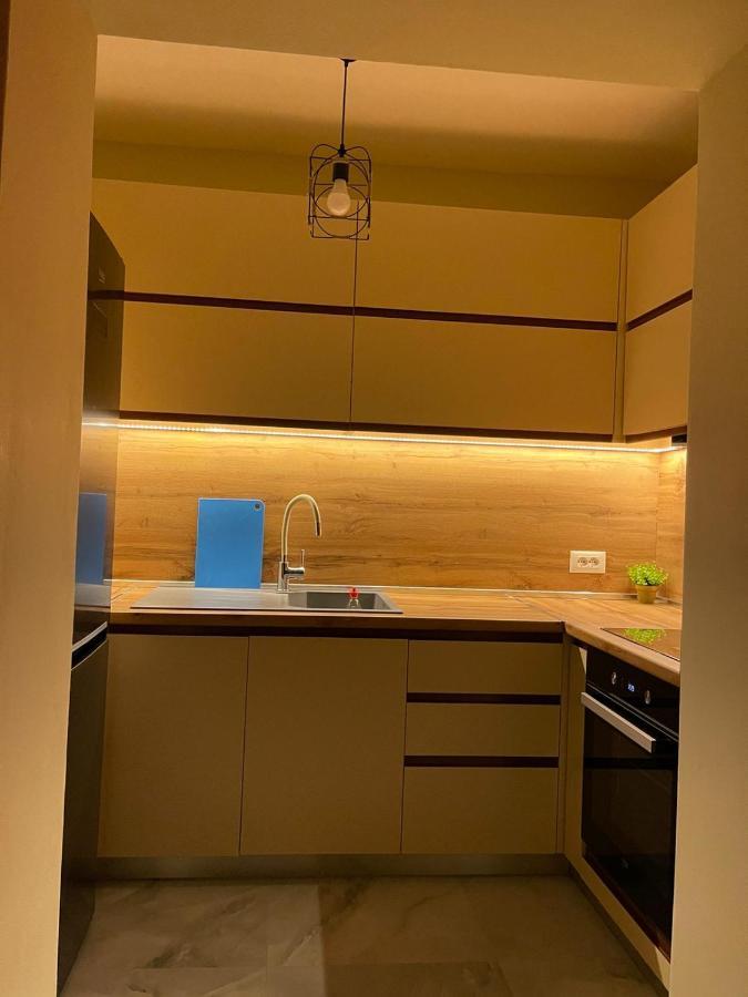 Downtown Deluxe Apartment Shkodër Екстериор снимка