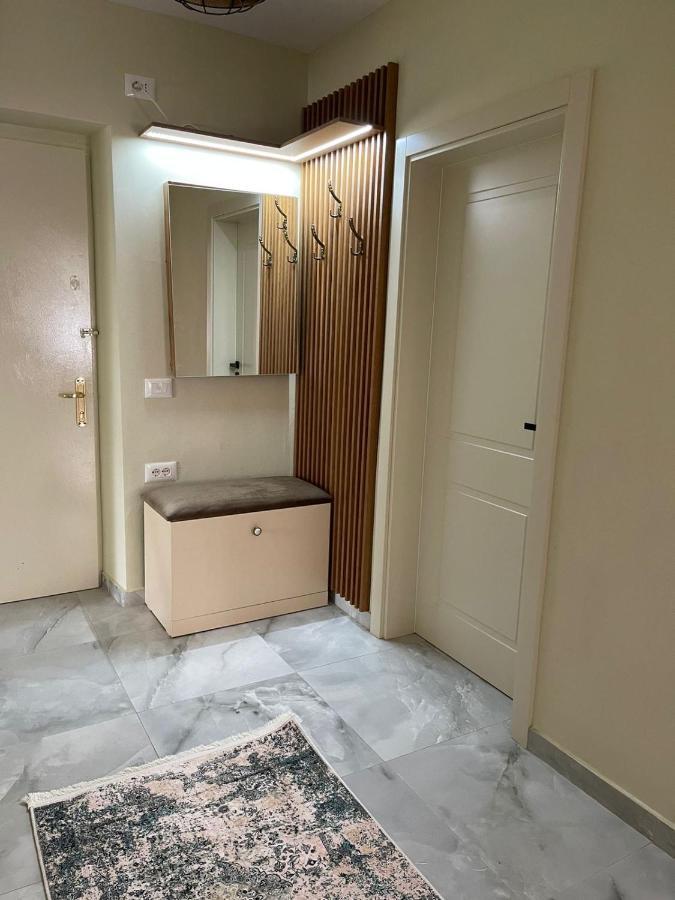 Downtown Deluxe Apartment Shkodër Екстериор снимка