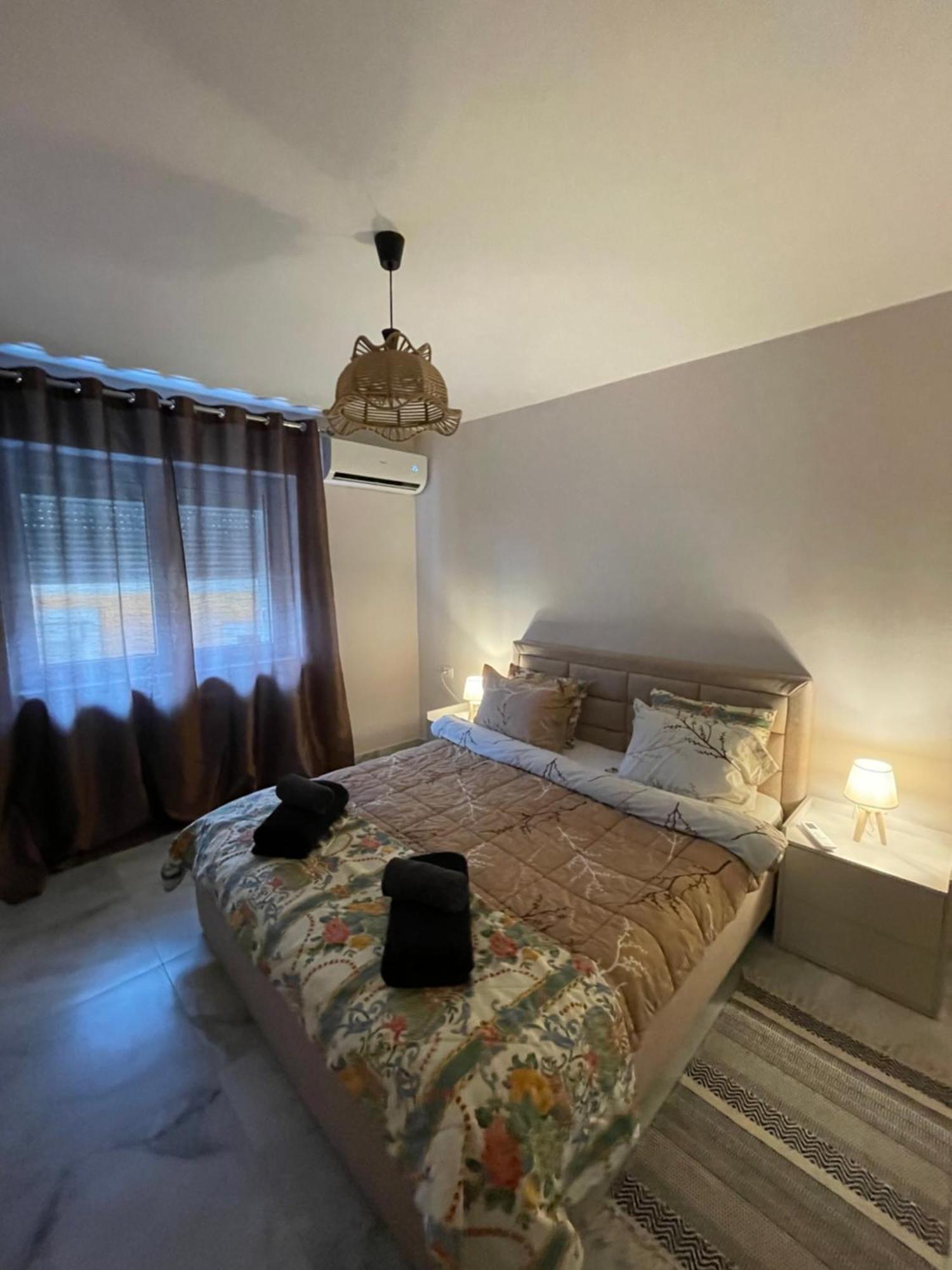 Downtown Deluxe Apartment Shkodër Екстериор снимка